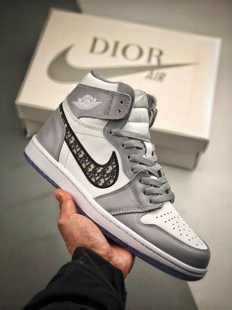 sneakers dior air jordan|dior nike high tops.